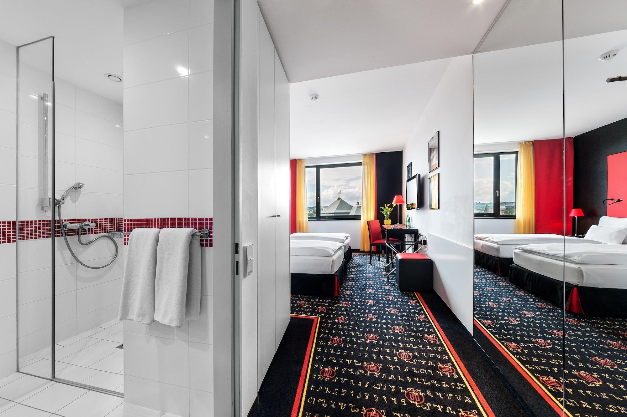 Vienna House Easy By Wyndham Pilsen Otel Dış mekan fotoğraf