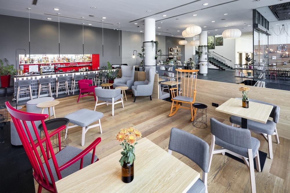 Vienna House Easy By Wyndham Pilsen Otel Dış mekan fotoğraf