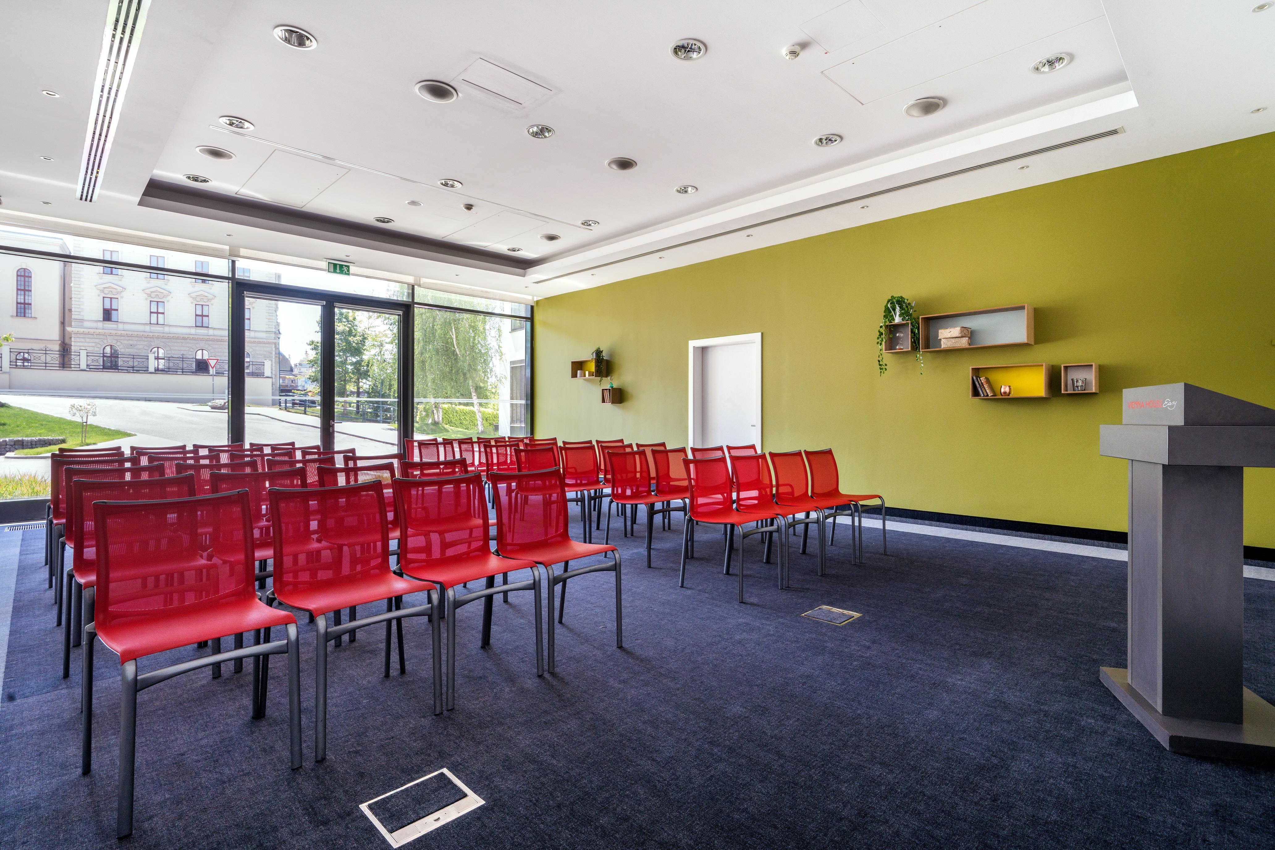 Vienna House Easy By Wyndham Pilsen Otel Dış mekan fotoğraf