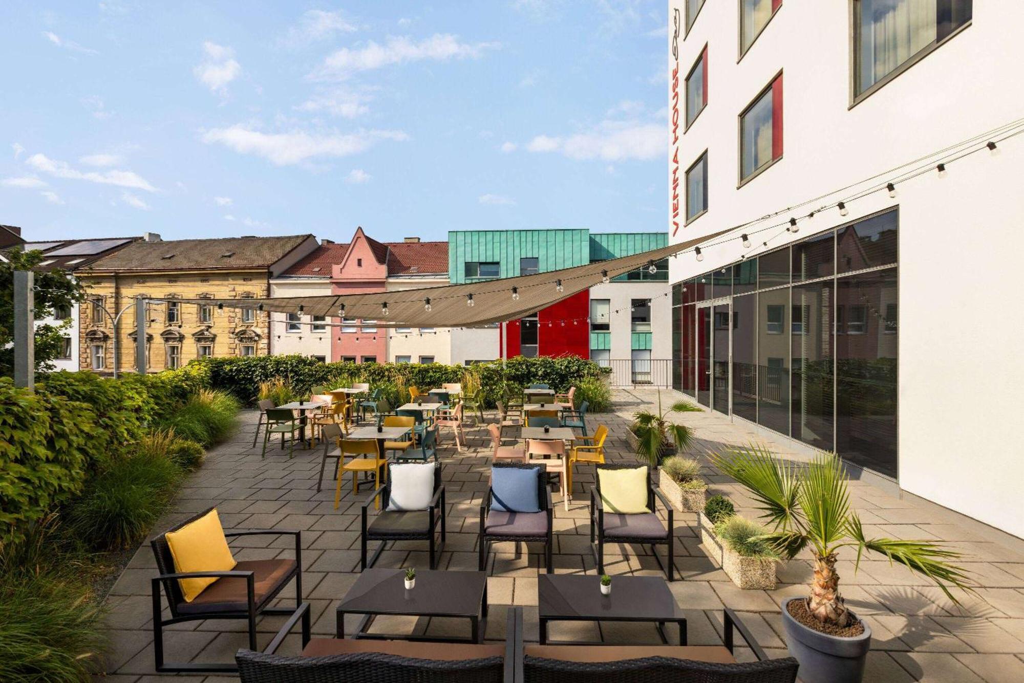Vienna House Easy By Wyndham Pilsen Otel Dış mekan fotoğraf