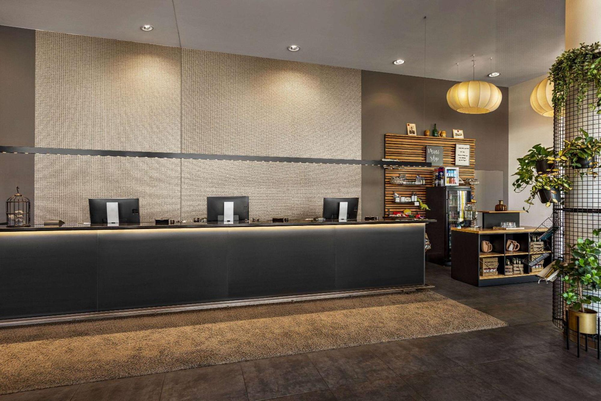 Vienna House Easy By Wyndham Pilsen Otel Dış mekan fotoğraf