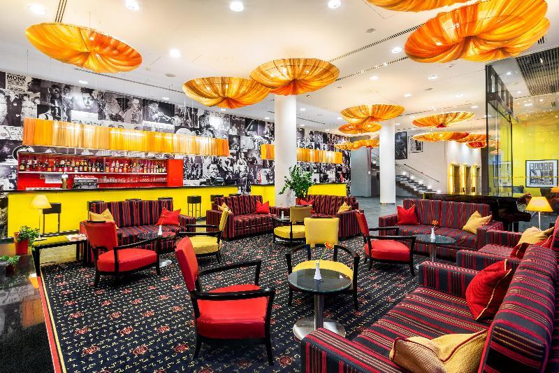 Vienna House Easy By Wyndham Pilsen Otel Dış mekan fotoğraf